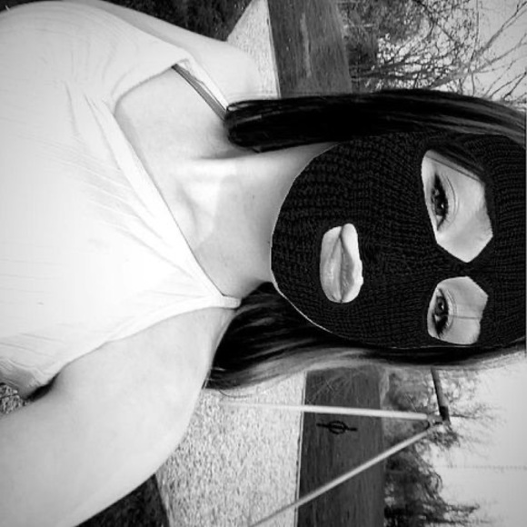 Meet your Posher, Jayde - Picture 1 of 1